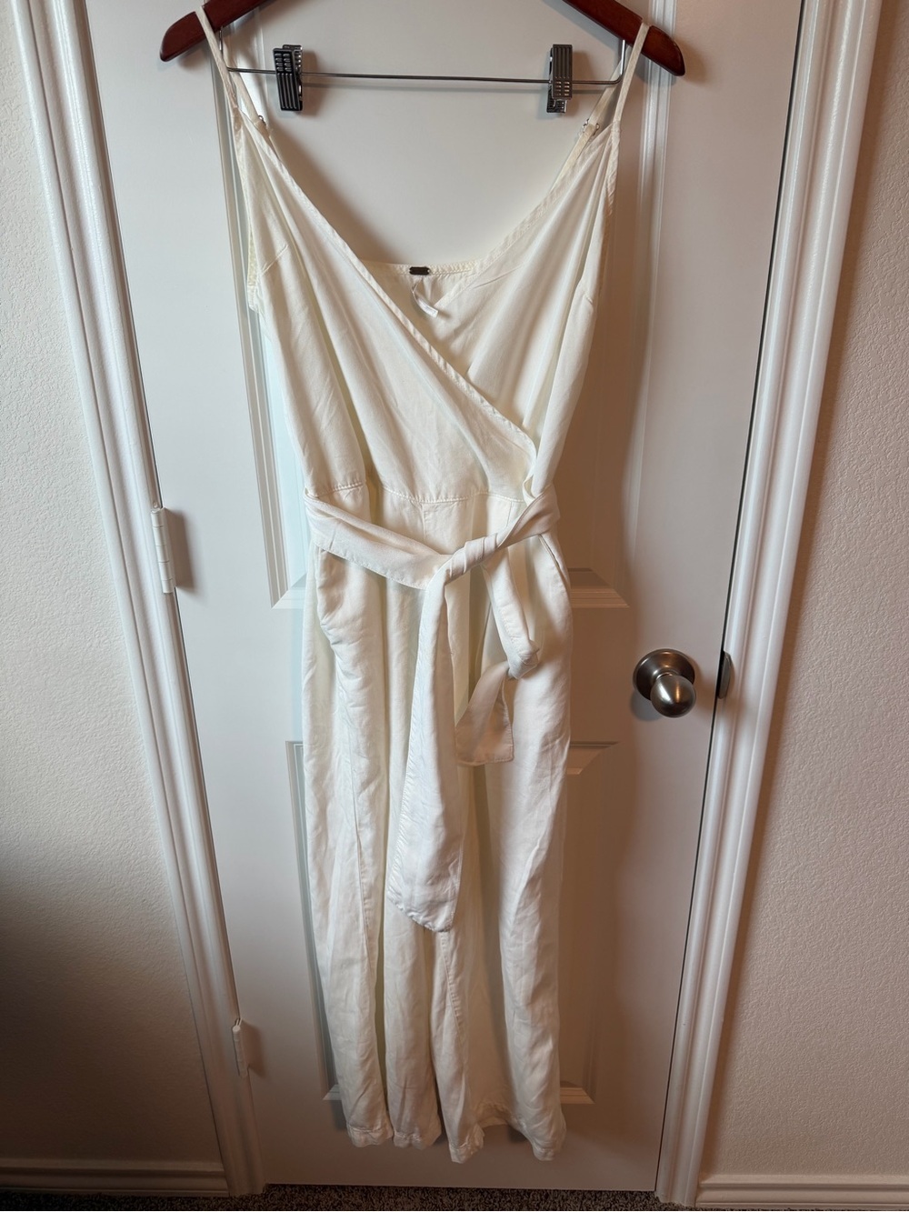 ⚡️Free People Cream Wrap-Front Sleeveless Jumper With Waist Tie